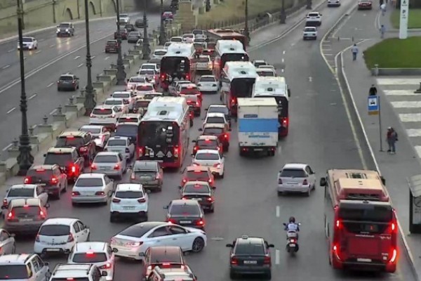 Bakıda bu yollarda sıxlıq var - SİYAHI