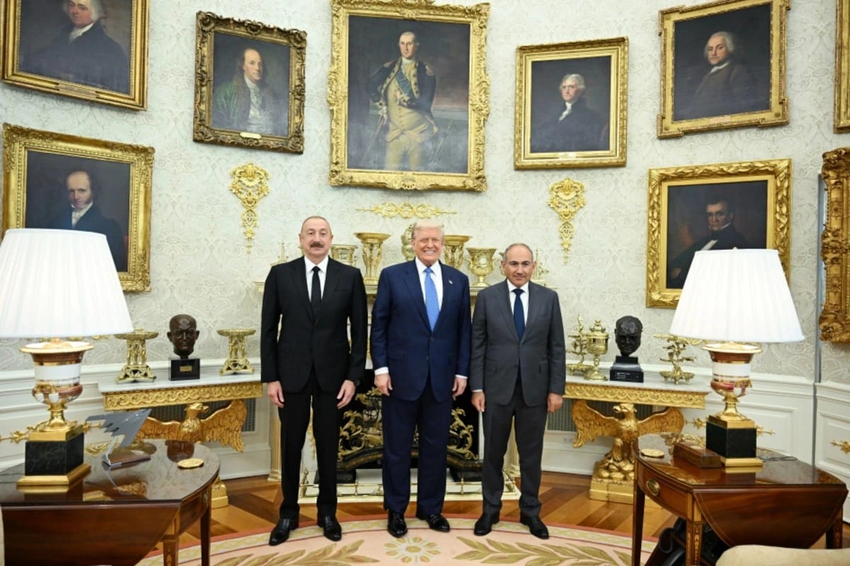 Tramp Azərbaycan və Ermənistan liderləri ilə danışıqlardan bəhs edib