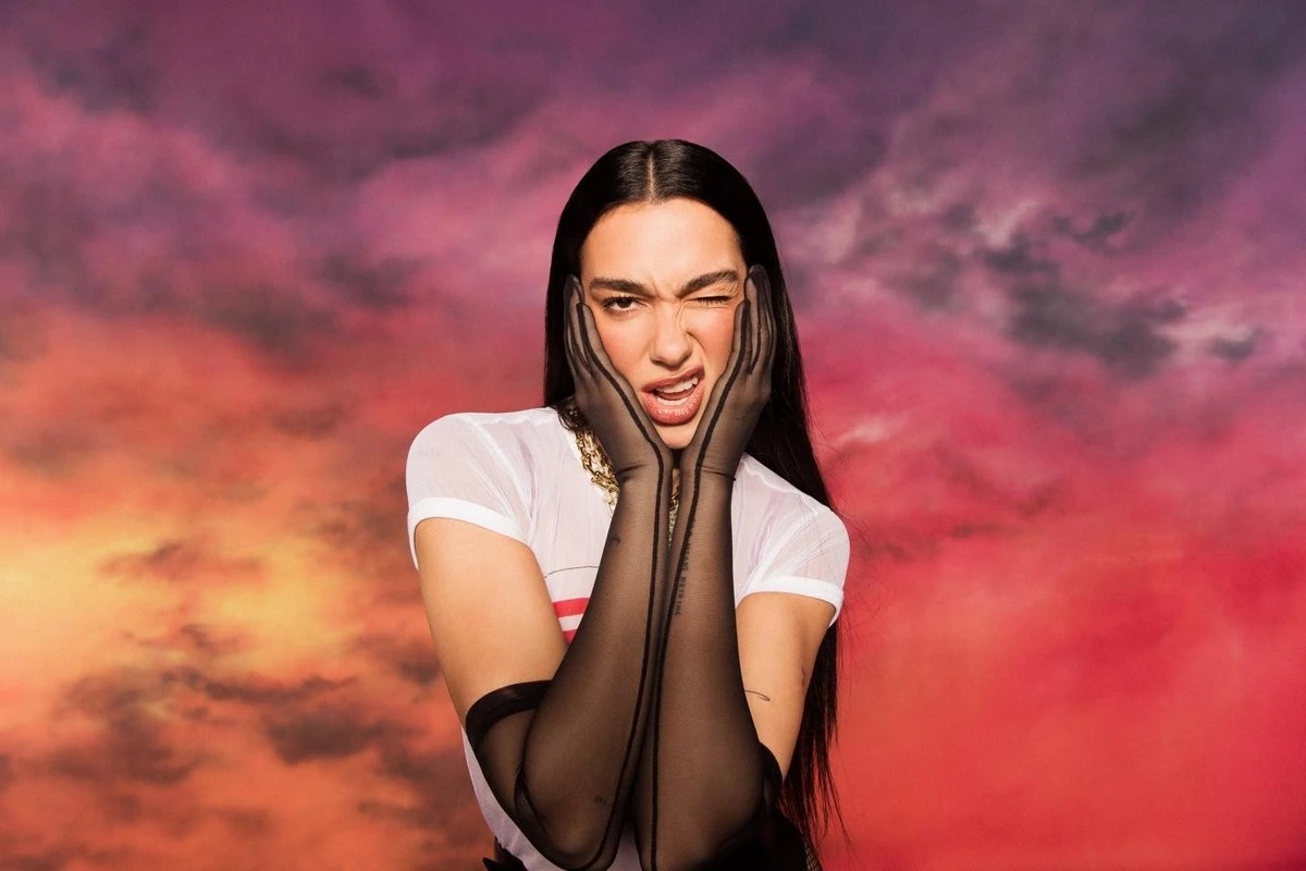 Dua Lipa prodüseri ilə ayrıldı
