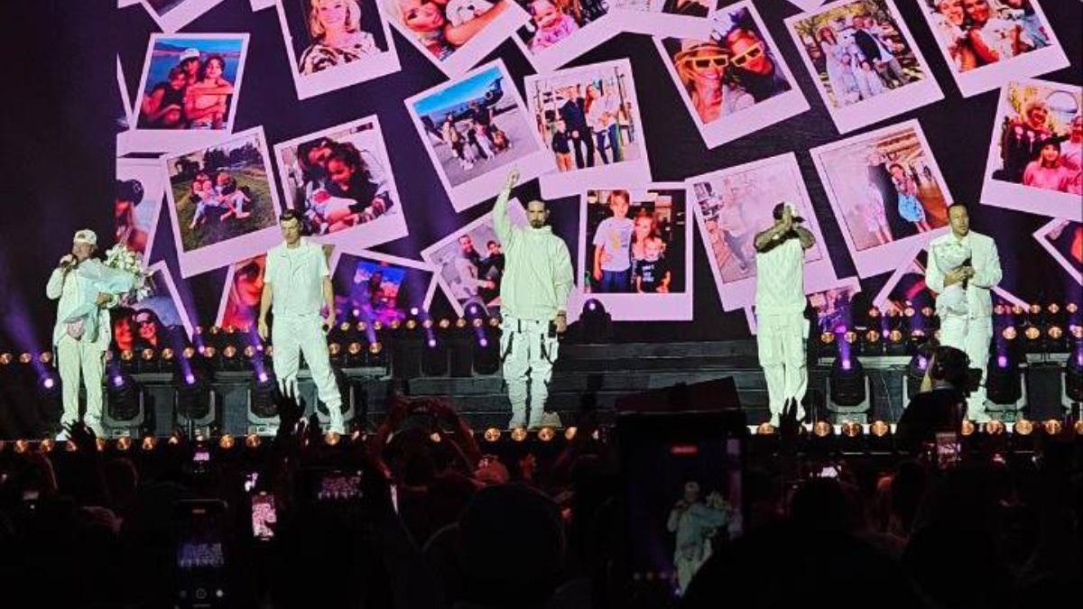 Əfsanəvi "Backstreet boys" Astanada anşlaqla qarşılandı - FOTOLAR