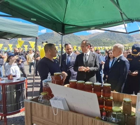 Kəlbəcərdə “Kəlbəcər Bal Festivalı 2025” tədbiri keçirilir - FOTOLAR