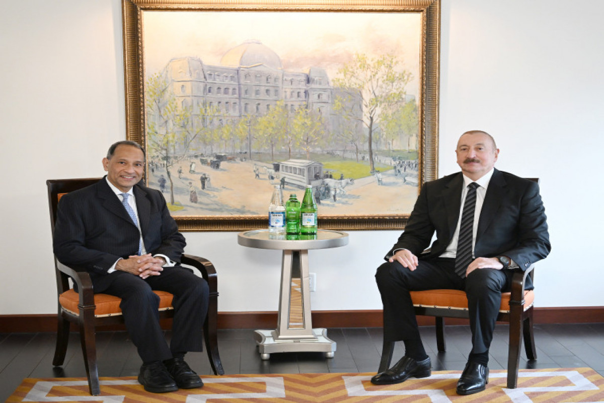 Prezident İlham Əliyev Nyu-Yorkda ABŞ Ticarət Palatasının baş vitse-prezidenti ilə görüşüb - FOTO