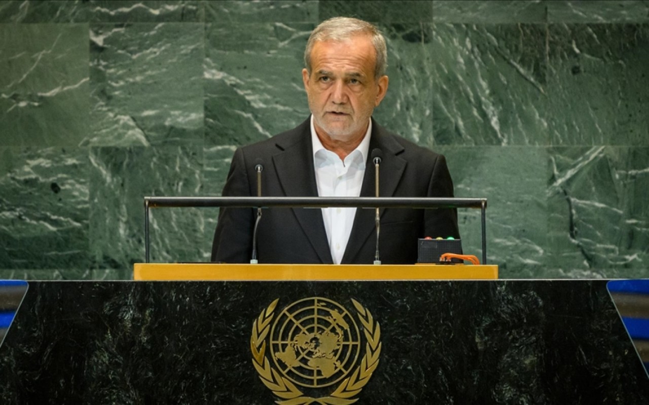 "Azərbaycan və Ermənistan arasında sülh prosesini dəstəkləyirik" - Pezeşkian