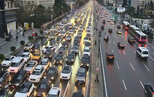 Bakıda bu yollarda tıxac var