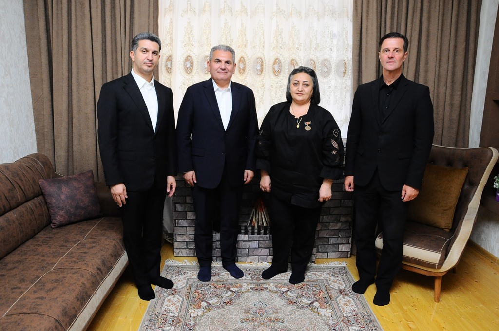 Naftalanda Şəhid Bəxtiyar Aslanovun ailəsi ziyarət olunub - FOTOLAR