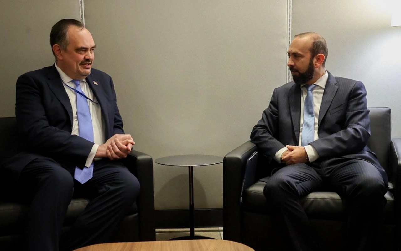 Mirzoyan ABŞ Dövlət katibinin müavini ilə regional məsələləri müzakirə etdi