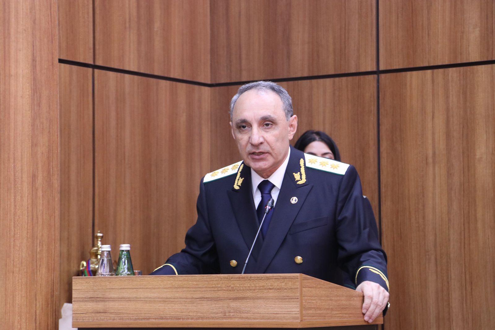 Baş prokuror: Nöqsanları aradan qaldırmalıyıq