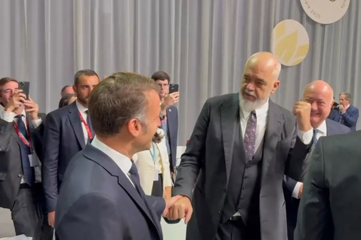 Edi Rama Makronla zarafatlaşdı - “Azərbaycanla Albaniyanı da təbrik edin” - VİDEO
