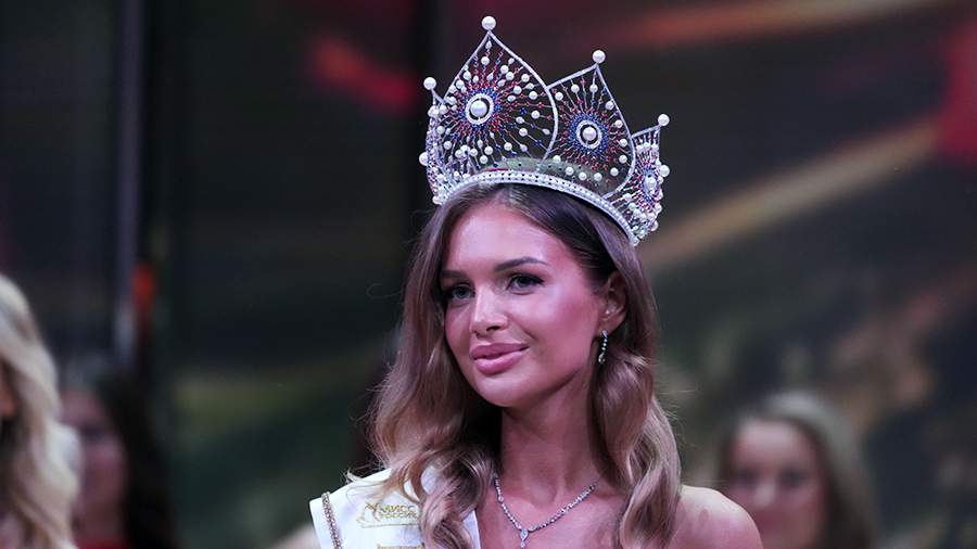 "Miss Rusiya 2025" müsabiqəsinin qalibi 22 yaşlı cərrah oldu