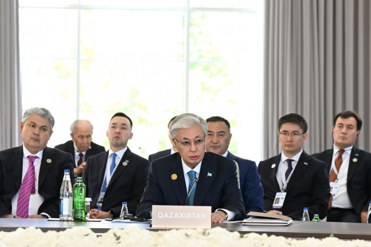 Tokayev: Biz Trans-Qazaxıstan dəmir yolu layihəsi üzərində də çalışacağıq