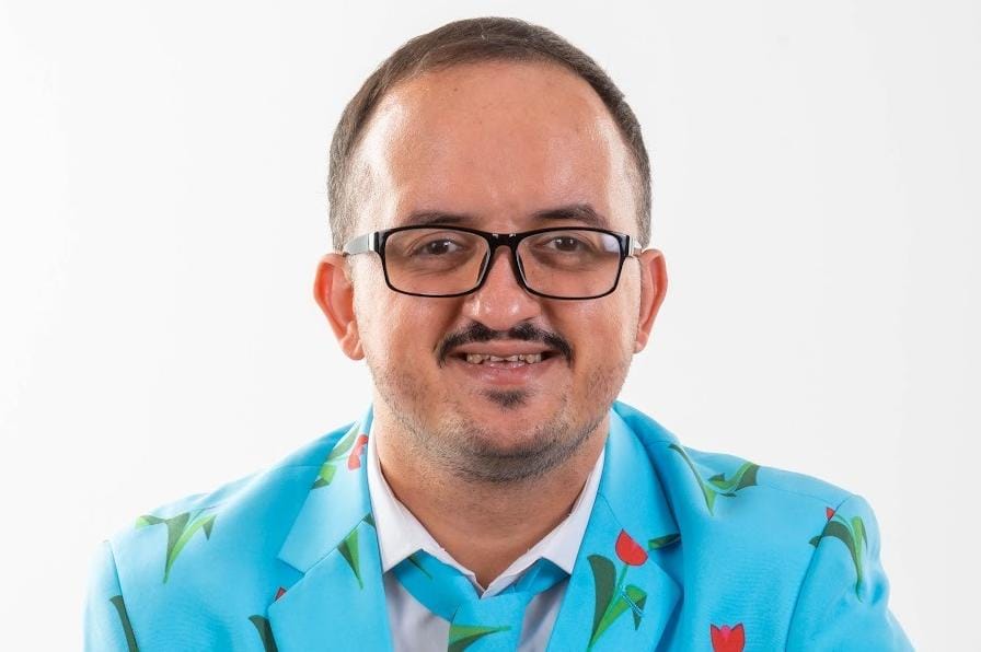 "Qırmızı adam"ın toyu oldu - FOTOLAR