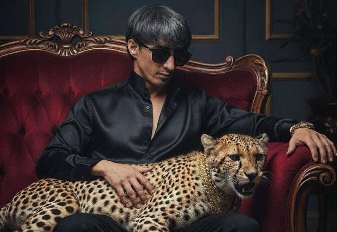 Balaəli yeni aldığı evə köçdü