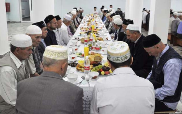 Daha bir rayonda dəbdəbəli yas məclisləri ləğv edildi