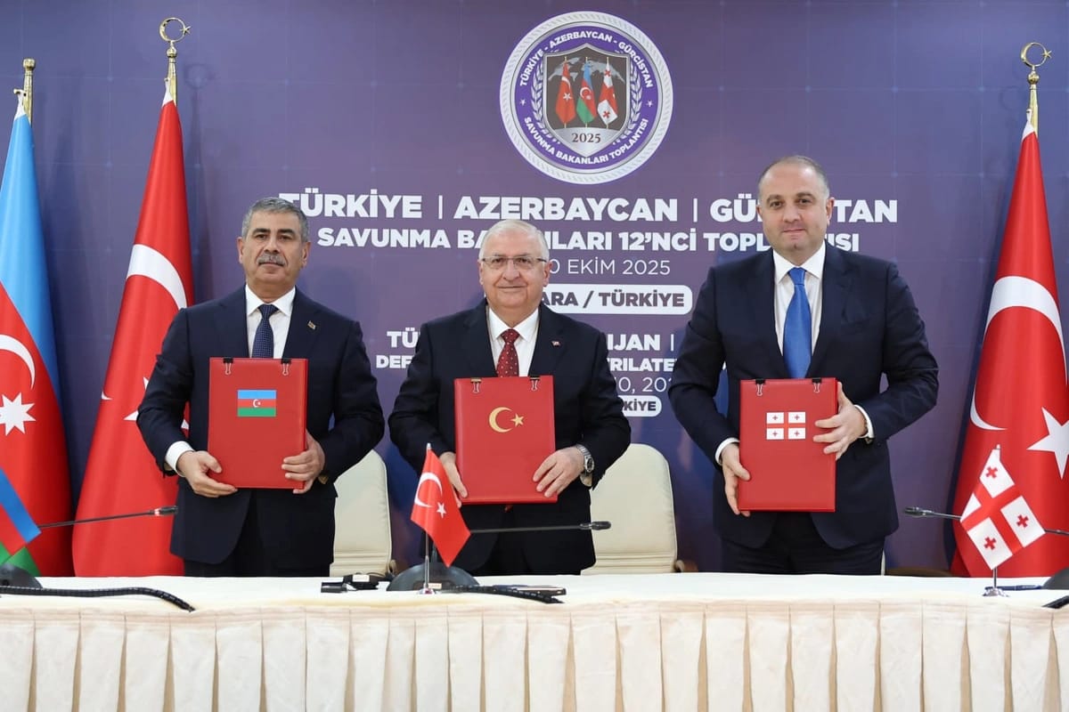 Türkiyə, Azərbaycan və Gürcüstanın müdafiə nazirləri üçtərəfli protokol imzalayıblar