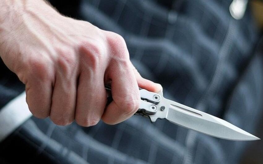 Gəncədə 40 yaşlı kişi bıçaqlandı - Xalası oğlu şübhəlidir