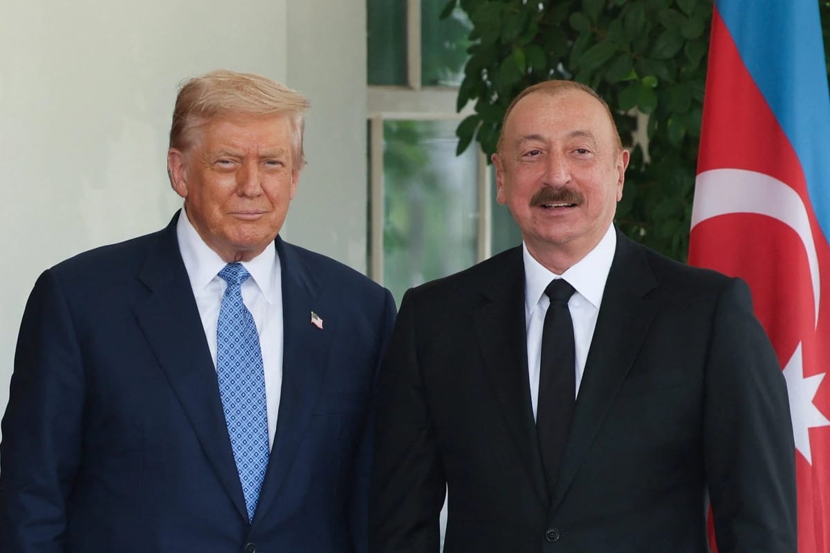 İlham Əliyev Şarm əl-Şeyxdə Donald Trampla görüşüb