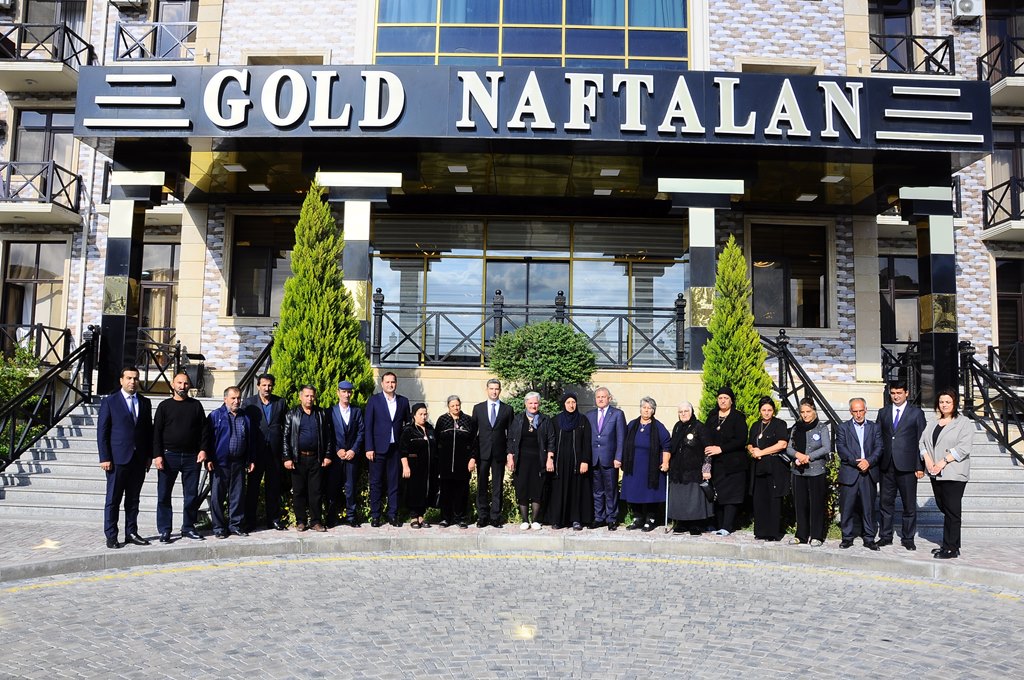 Şəhid ailələri Naftalanda müalicə alırlar - FOTOLAR