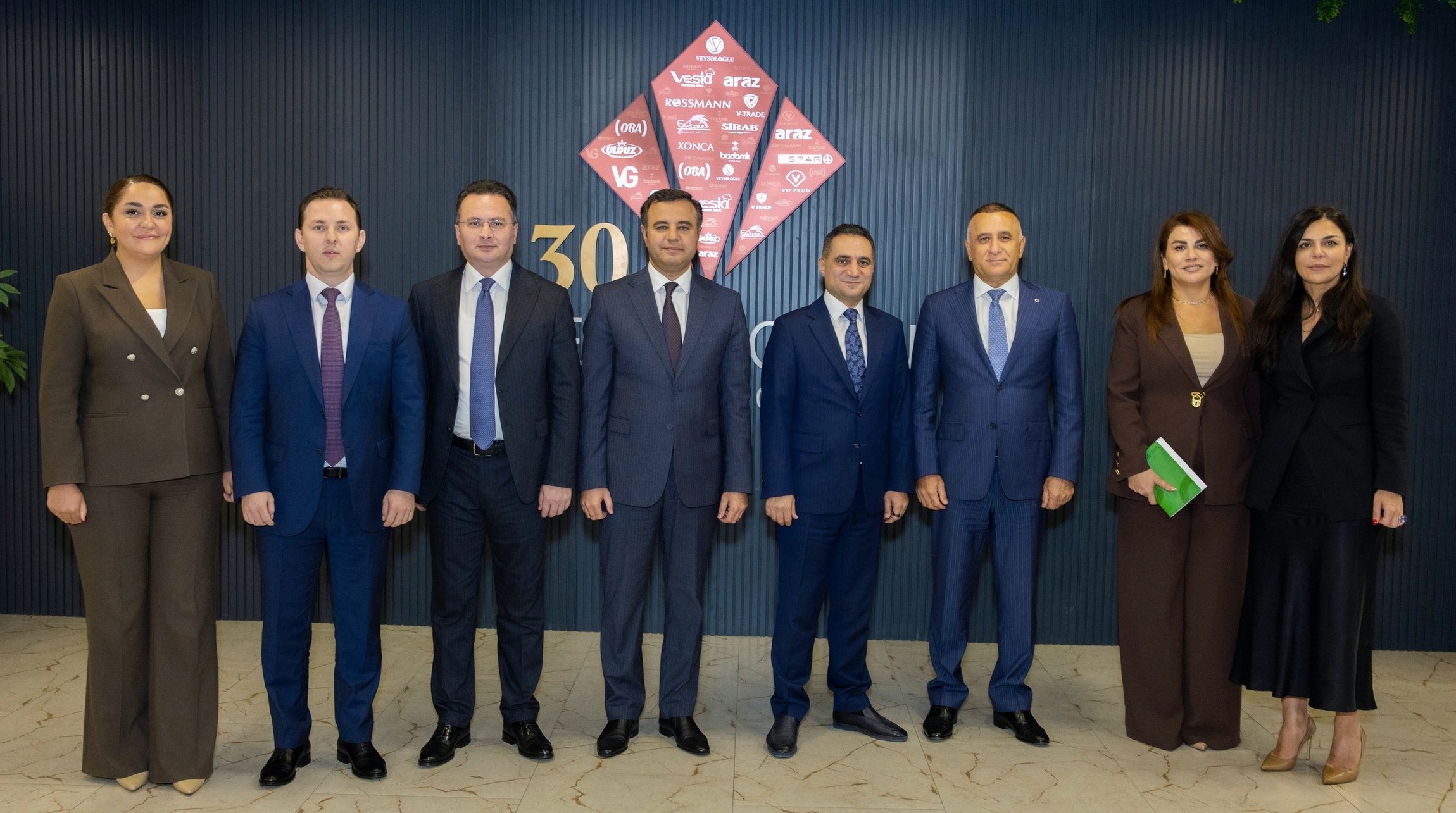 ABB rəhbər heyəti Veysəloğlu Şirkətlər Qrupunda qonaq olub