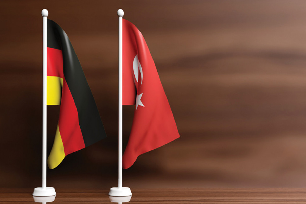 Türkiyə və Almaniya XİN başçıları Ankarada görüşüb
