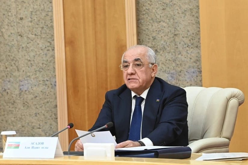 Baş nazir Əli Əsədov Tbilisidə səfərdədir