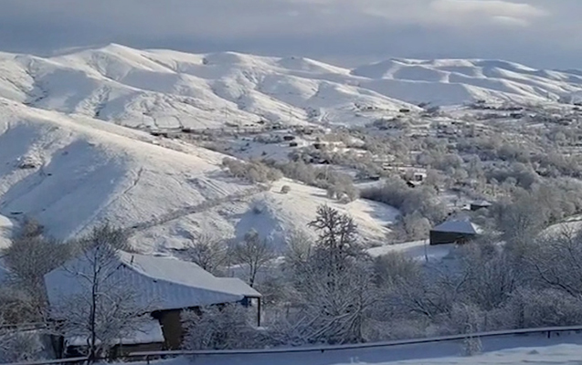 Şahdağ və Kəlbəcərə qar yağıb