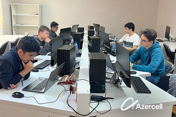 Azercell-in dəstəklədiyi gənclərdən beynəlxalq səviyyədə növbəti uğur!