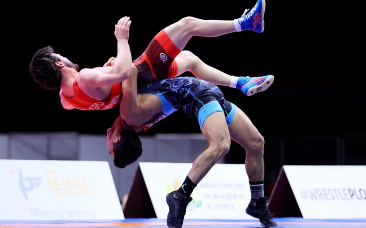 Azərbaycanın daha bir güləşçisi dünya çempionu oldu