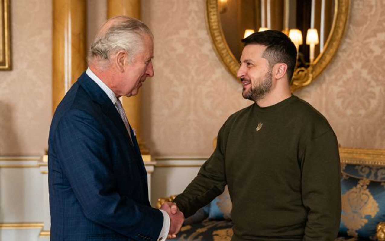 Zelenski Britaniya Kralı ilə görüşüb