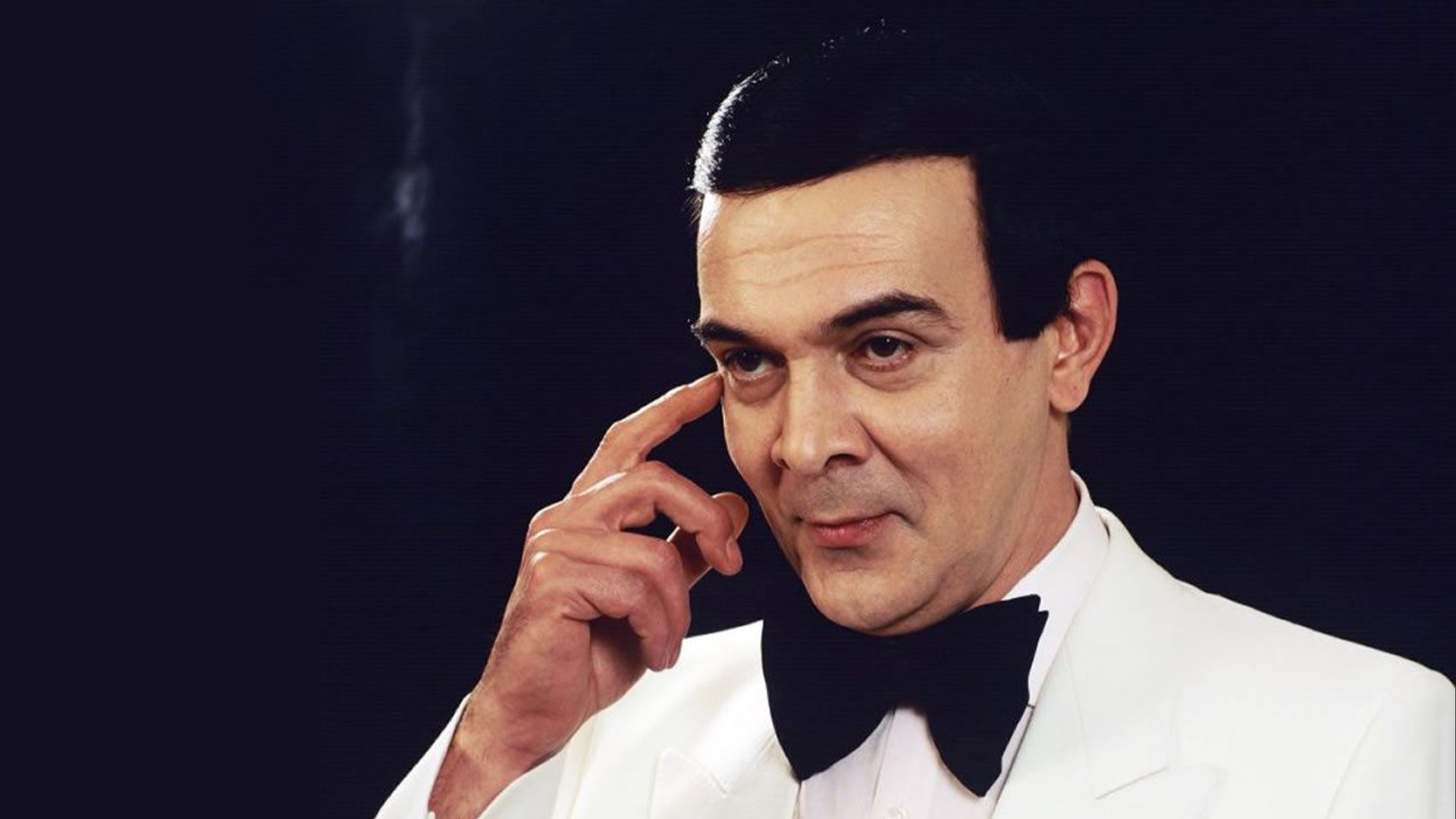 Müslüm Maqomayevin anım günüdür