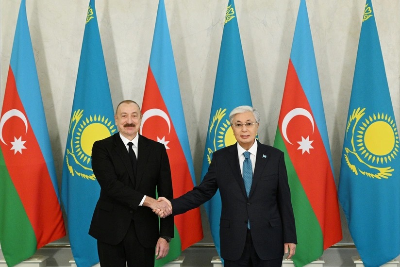 İlham Əliyev Kasım-Jomart Tokayevi təbrik edib