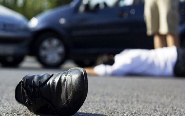 Gəncədə 69 yaşlı kişini maşın vurdu - Hadisə yerində öldü