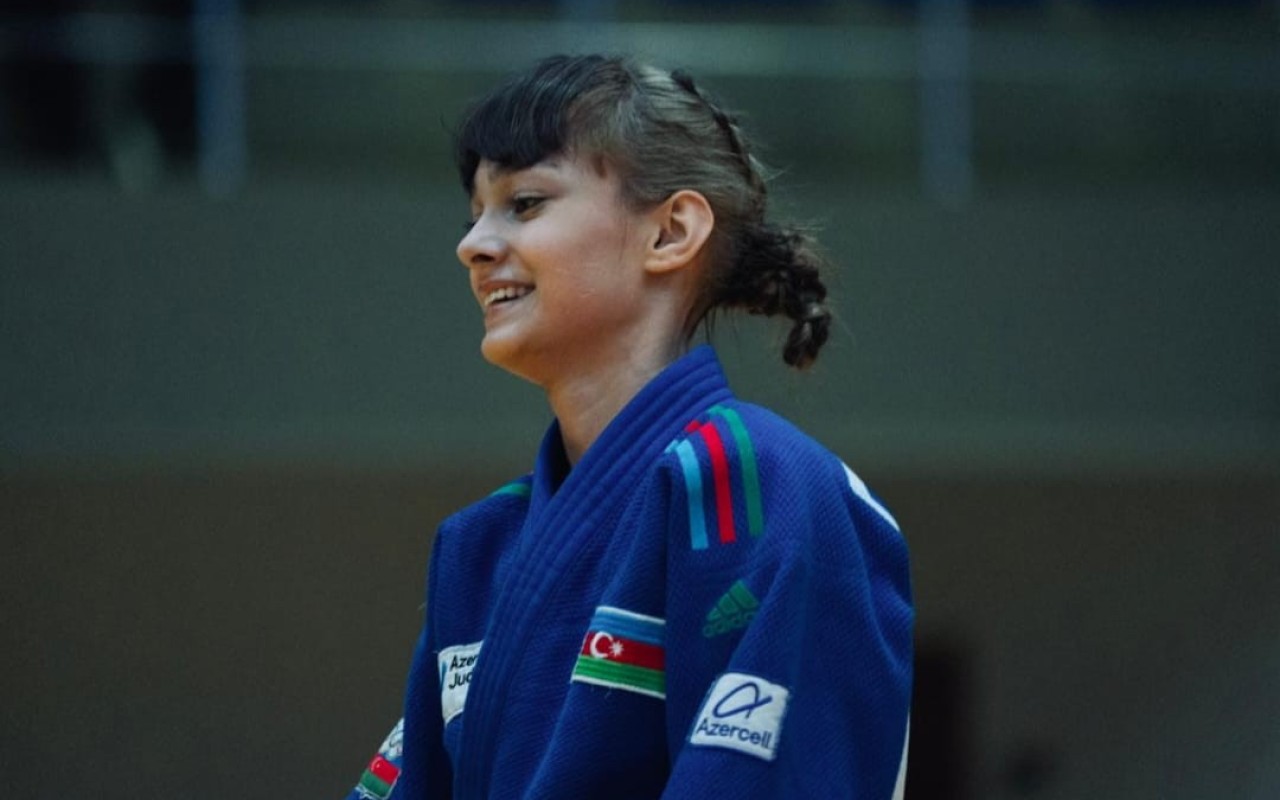 Vətən Müharibəsi Qəhrəmanının qızı qızıl medal qazandı - FOTOLAR