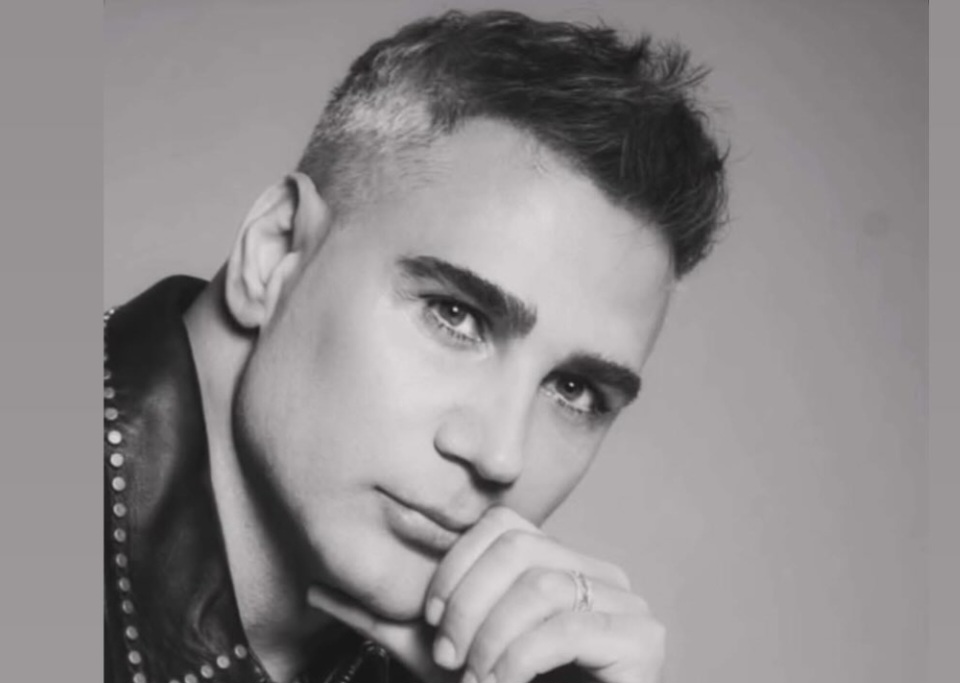 Doğuş Avropada konsert turuna çıxır