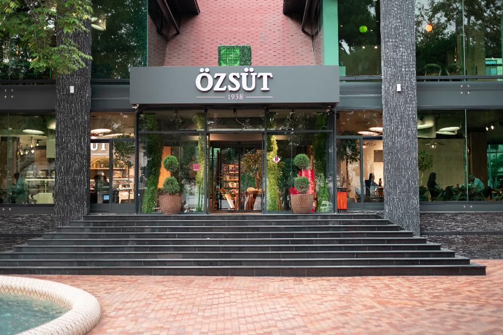 Milyonlarla manat borca düşən “Özsüt”ün rəhbəri işdən çıxarıldı