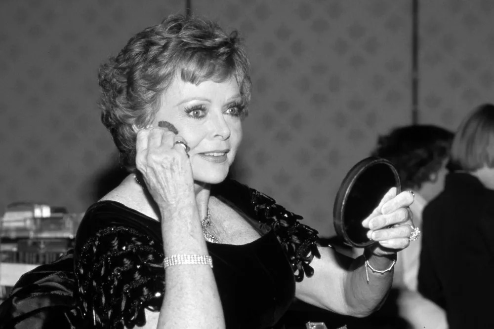 Aktrisa 100 yaşında vəfat etdi