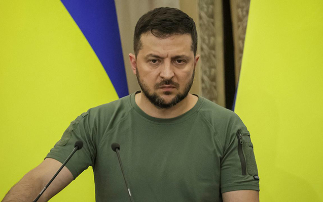 Zelenski: Ukrayna uzaqmənzilli zərbələrin coğrafiyasını genişləndirir
