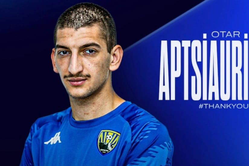 "Kəpəz" gürcüstanlı futbolçusu ilə vidalaşıb