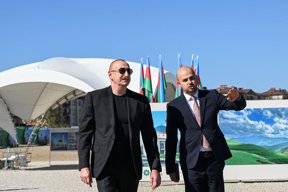 Prezident Cəbrayıl şəhər məscidinin təməlini qoydu