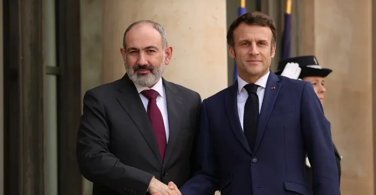 Paşinyan Fransada Makronla görüşəcək