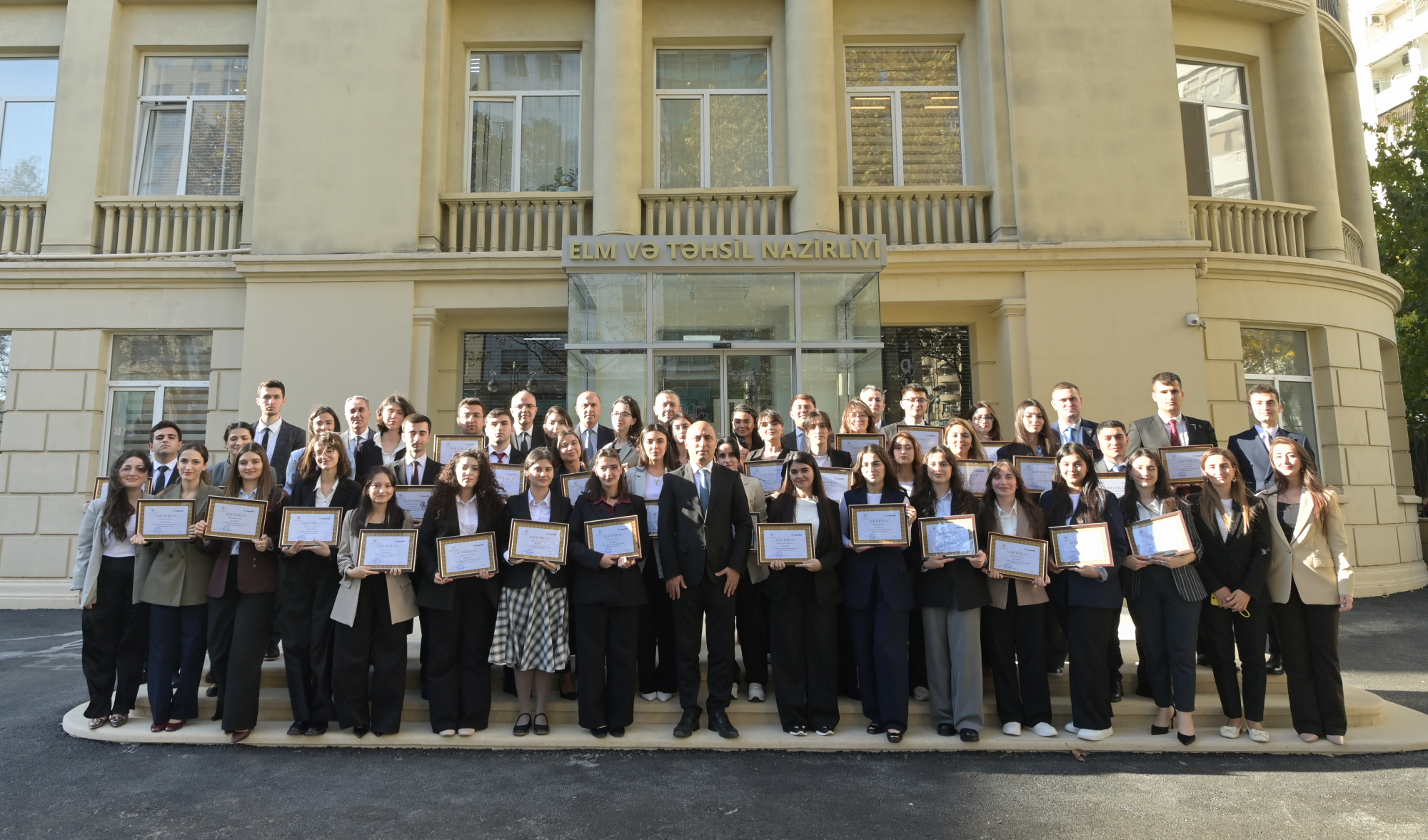 III “Maarifçi” tələbə-məzun təcrübə proqramı başa çatdı