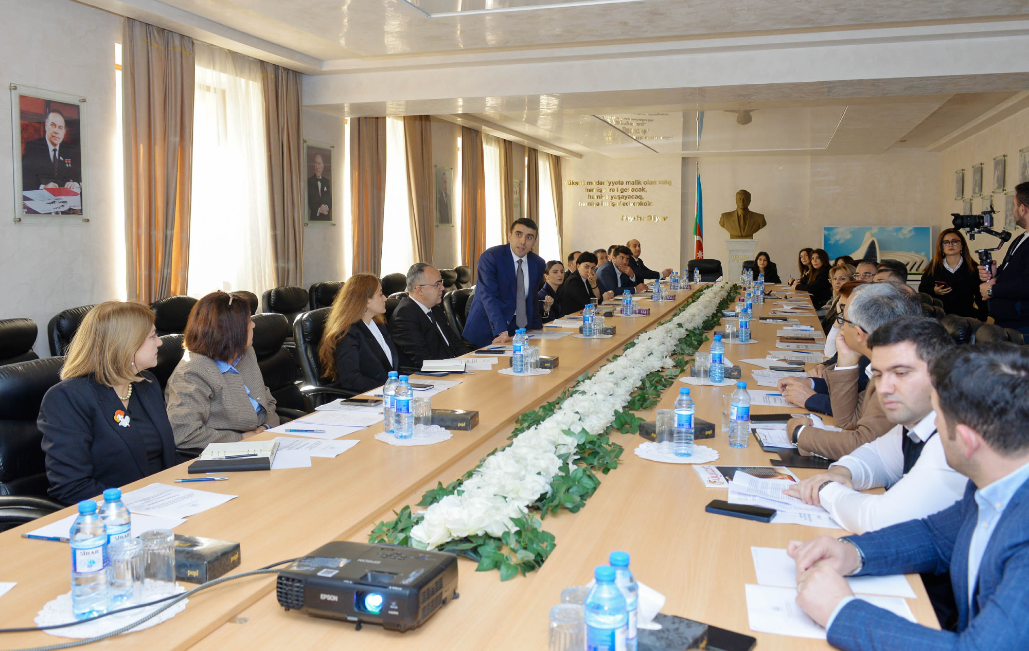 Təhsil ictimaiyyəti ilə məktəbəqədər və ümumi təhsil müzakirə olundu