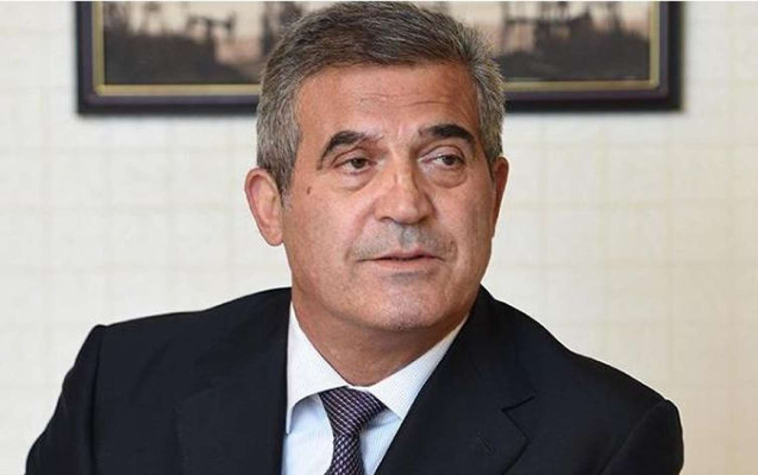 Müavinləri tutulan icra başçısı kimdir? - DOSYE