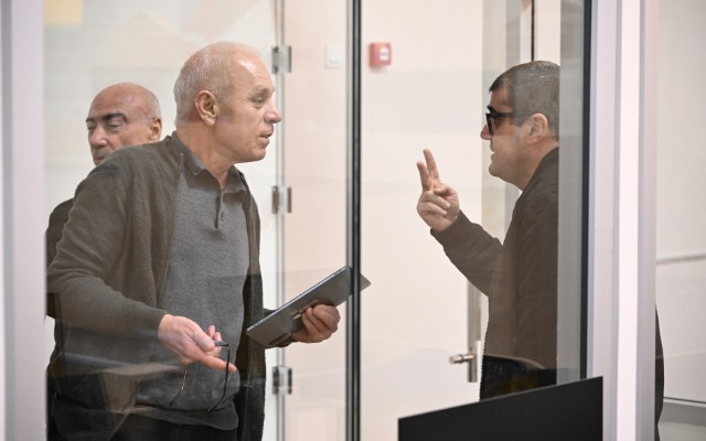 Ermənistan vətəndaşlarının məhkəməsində prokurorların çıxışı başladı