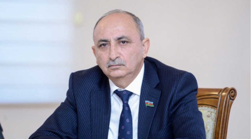 “Ermənilər sevinməlidirlər ki, biz geri qayıtmaq, onlarla yanaşı yaşamaq istəyirik” - Əziz Ələkbərli