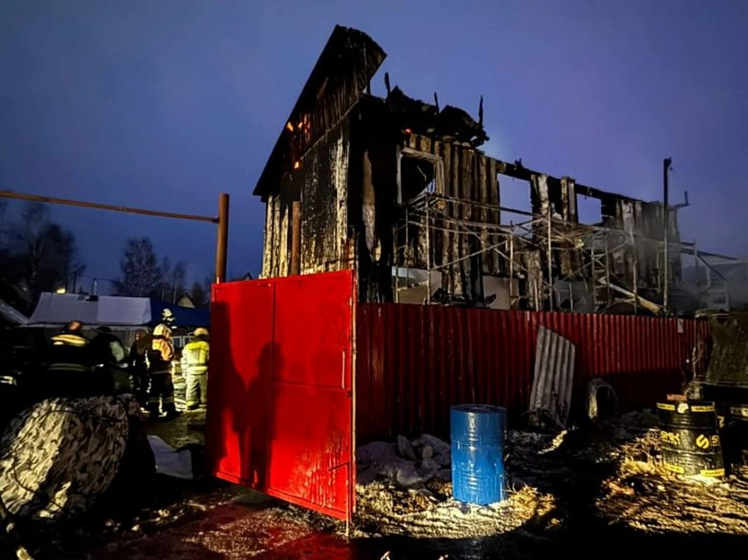 Rusiyada dəhşətli hadisə: Dördü uşaq olmaqla yeddi nəfər yanaraq öldü