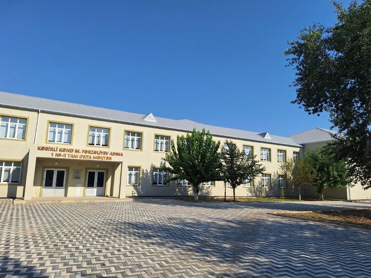 Kəbirli kənd 1 nömrəli məktəb təmirdən sonra - FOTOLAR