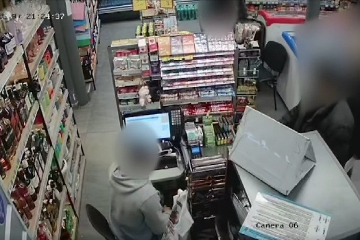 Tbilisidə azərbaycanlı gənclər döyülüb, bir qadın saxlanılıb - VİDEO