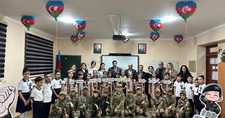 Zəfər Günü 221 saylı məktəbdə qeyd edilib - FOTOLAR