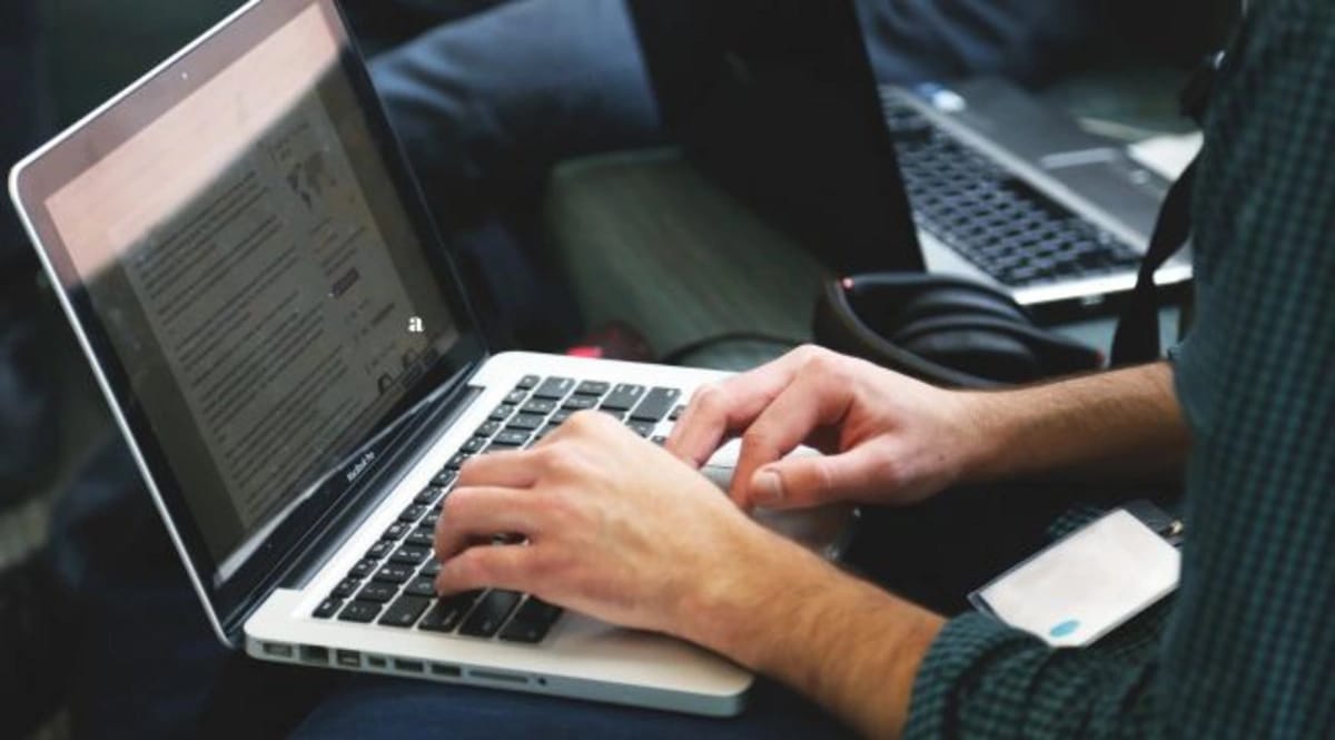 Xaricdə işə düzəlmə adı ilə ALDANDILAR - VİDEO