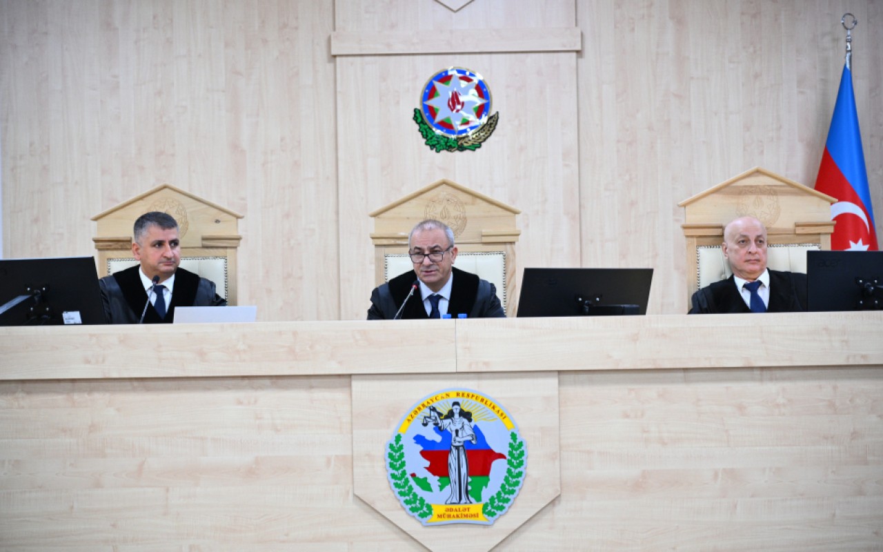 Daha 10 təqsirləndirilən şəxslə bağlı sübutlar elan olundu - MƏHKƏMƏ